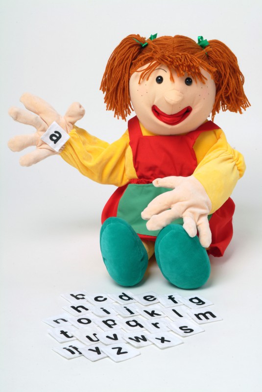 Handvertelpop Samantha met alfabet